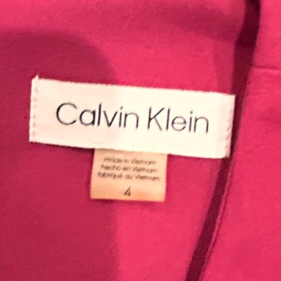 BRAND NEW Elegant Red Calvin Klein NWT - Picture 2 of 12